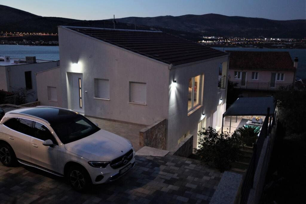 Luxury Villa Lana Apt, Seaview Terrace, Large Outdoor Space, Bbq Trogir Exterior foto